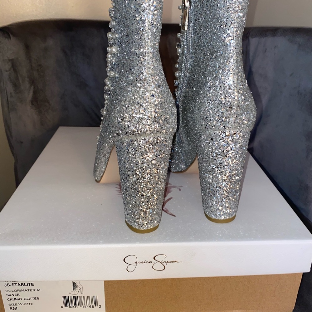 Boots - Picture 3 of 3